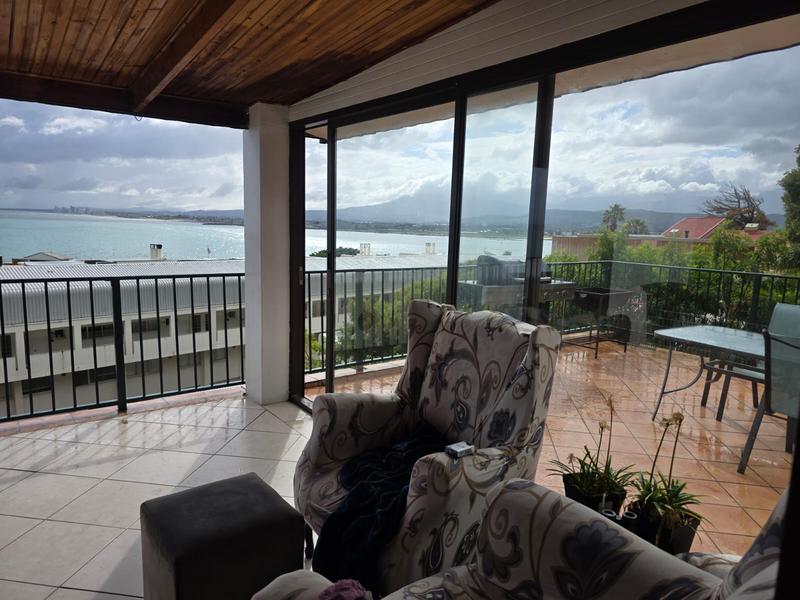 5 Bedroom Property for Sale in Gordons Bay Western Cape